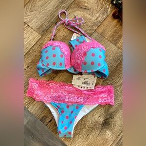 NWT Beach Bunny Swimwear